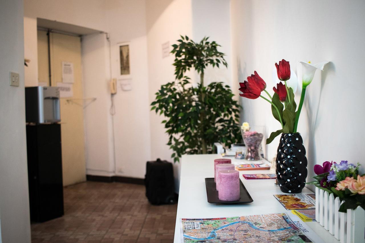 Hosting Flats Guesthouse 로마 외부 사진