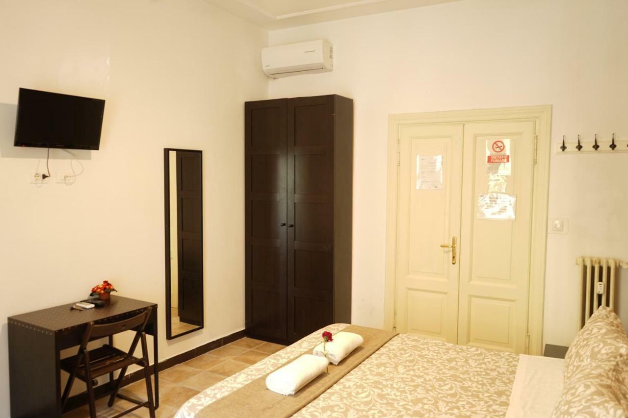Hosting Flats Guesthouse 로마 외부 사진
