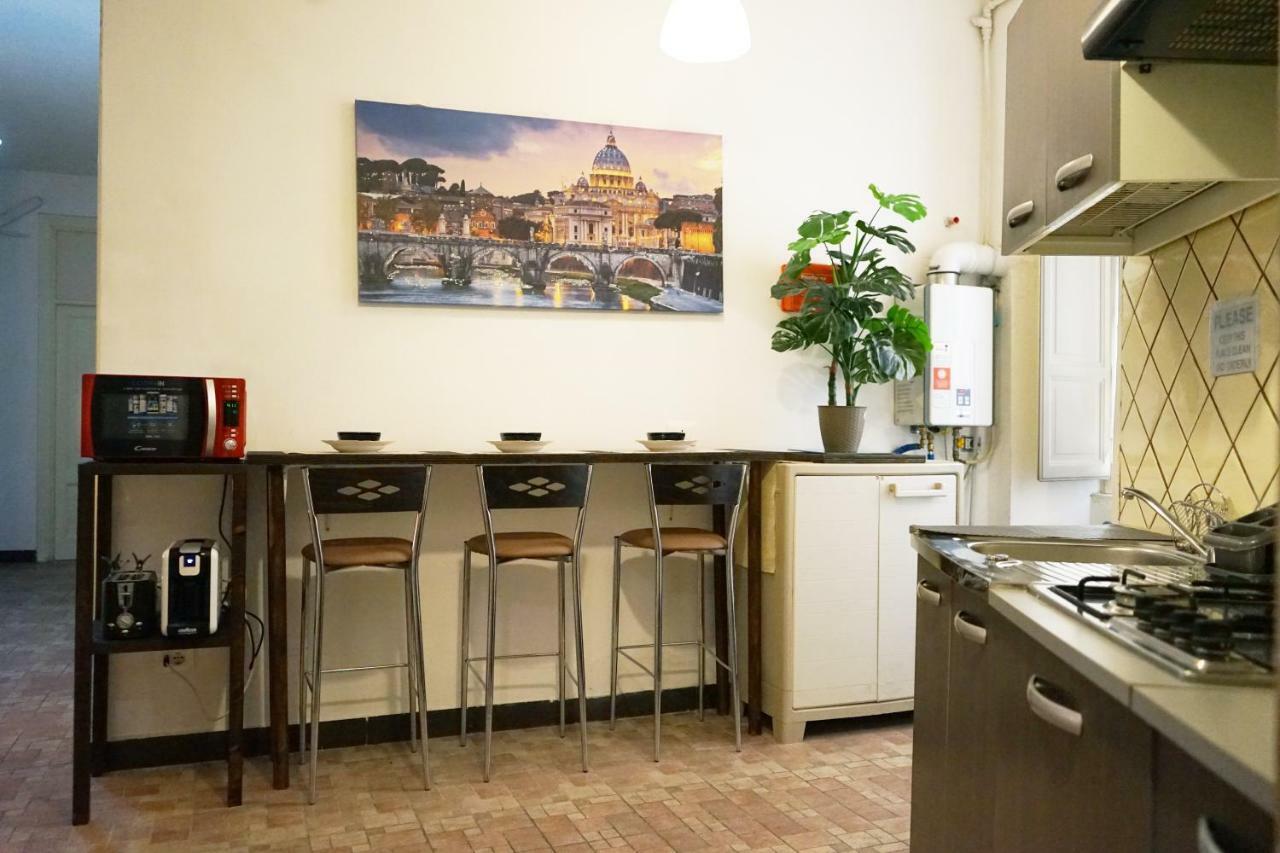Hosting Flats Guesthouse 로마 외부 사진